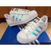 adidas superstar holographique