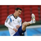 messi wearing adidas